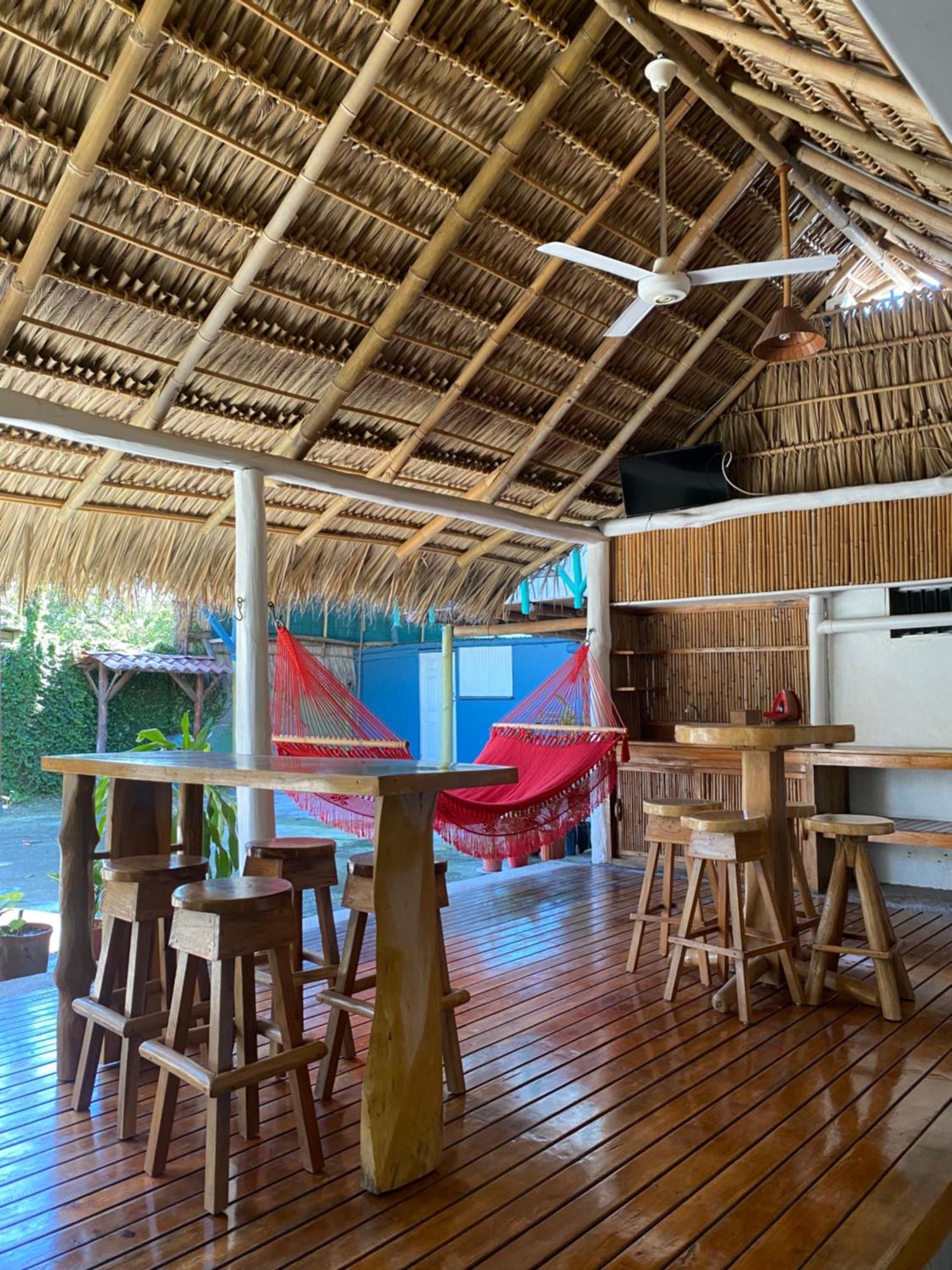 Mauras Tropical Mini Hostel & Tours Paquera Buitenkant foto