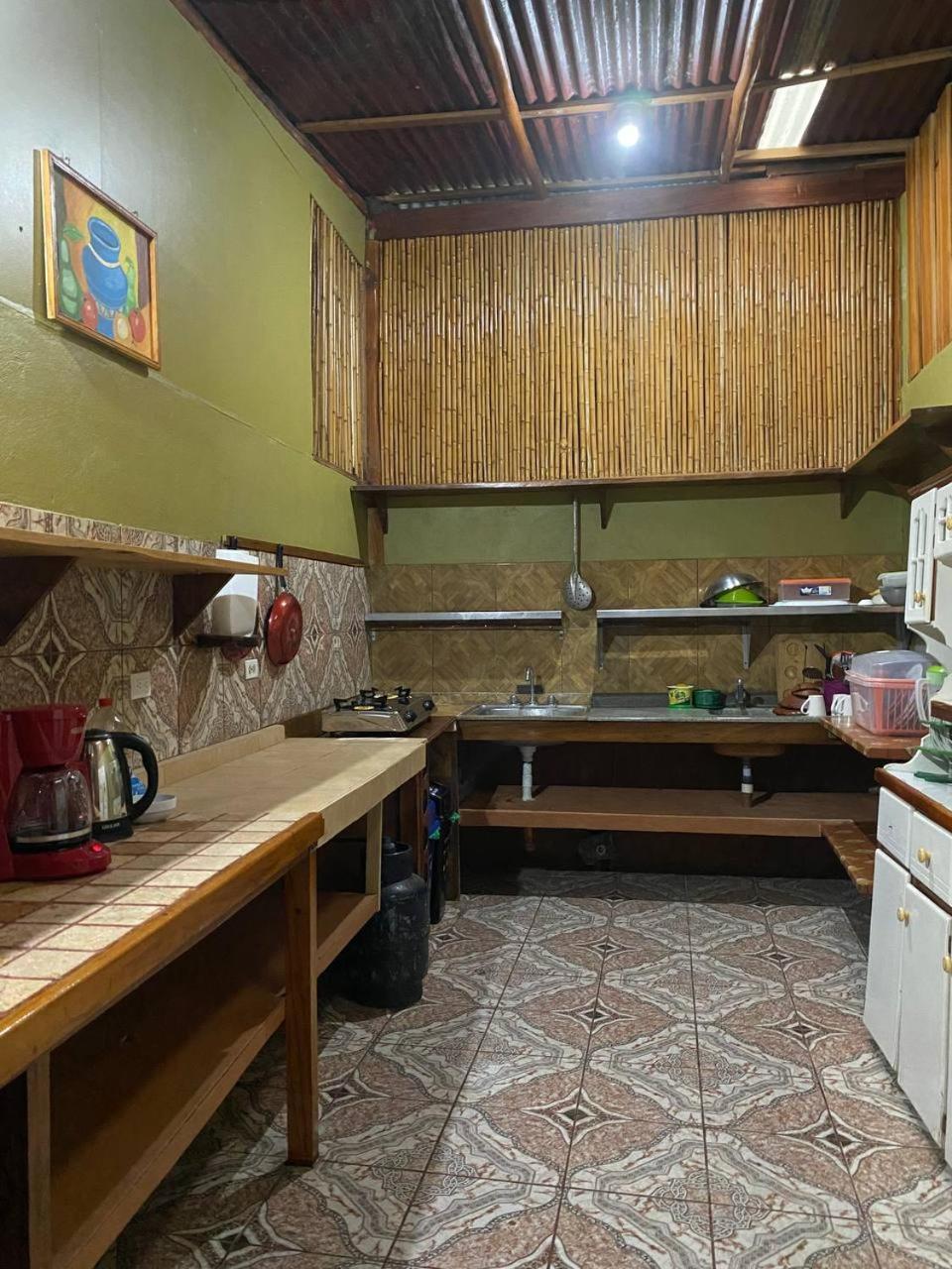 Mauras Tropical Mini Hostel & Tours Paquera Buitenkant foto